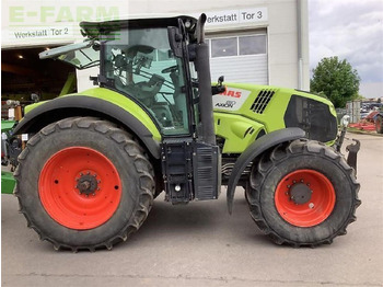 Traktor CLAAS Axion 810