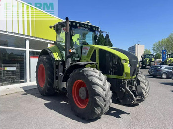 Traktor CLAAS Axion 920