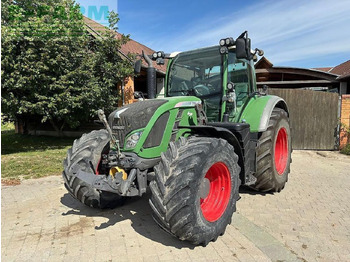 Traktor FENDT 716 Vario
