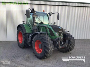 Traktor FENDT 724 Vario