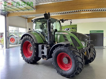 Traktor FENDT 724 Vario