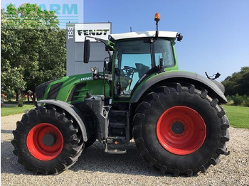 Traktor FENDT 828 Vario