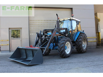 Traktor FORD