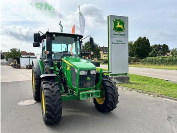 Traktor JOHN DEERE 5100M