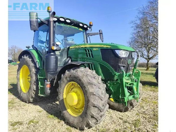 Traktor JOHN DEERE 6135R