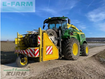 Forhøster JOHN DEERE 8700