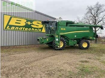 Skurtresker JOHN DEERE W660