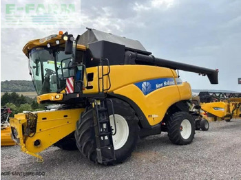 Skurtresker NEW HOLLAND CR9070