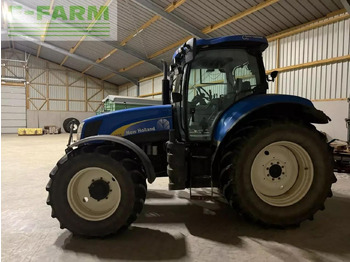 Traktor NEW HOLLAND T6000