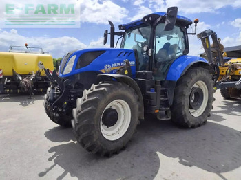 Traktor NEW HOLLAND T7