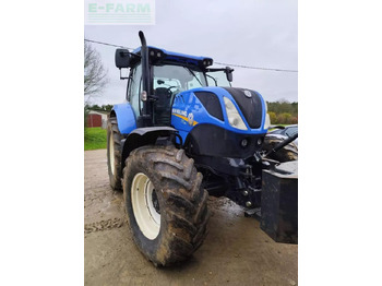 Traktor NEW HOLLAND T7