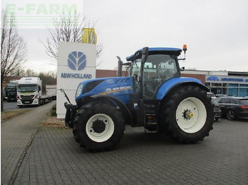 Traktor NEW HOLLAND T7.230