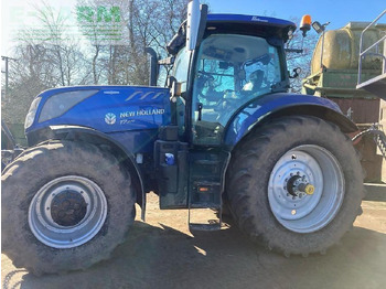 Traktor NEW HOLLAND T7.270