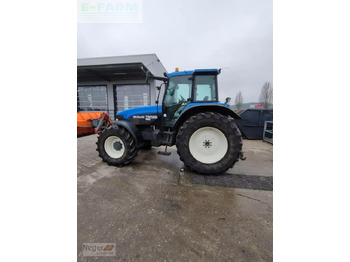 Traktor NEW HOLLAND TM