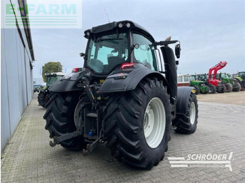 Traktor Valtra t 214 d smarttouch + rtk: bilde 3 Traktor Valtra t 214 d smarttouch + rtk: bilde 3