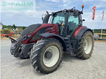 Traktor VALTRA T194