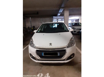 Personenbil PEUGEOT