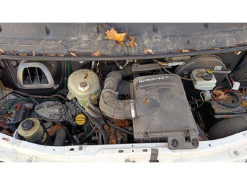 Kassebil Renault Master - 2003 - 168021km: bilde 5 Kassebil Renault Master - 2003 - 168021km: bilde 5