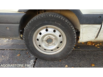 Kassebil Renault Master - 2003 - 168021km: bilde 3 Kassebil Renault Master - 2003 - 168021km: bilde 3