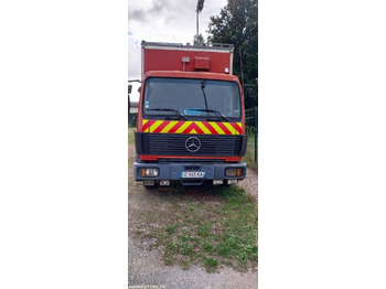 Lastebil MERCEDES-BENZ