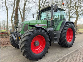 Traktor FENDT 714 Vario