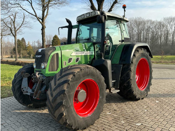Traktor FENDT 820 Vario