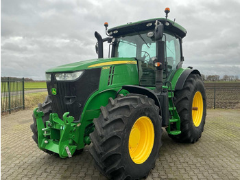 Traktor JOHN DEERE 7230R