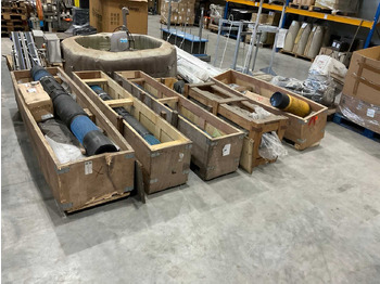 Anleggsmaskiner CUMMINS