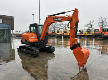 Beltegraver Doosan DX60-9C: bilde 2