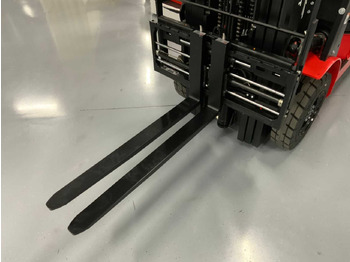 Gaffeltruck EP - EFL 252 X - FORK POSITIONER, SIDESHIFT, TRIPLEX, FORKLIFT 2025: bilde 3