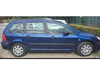Personenbil PEUGEOT