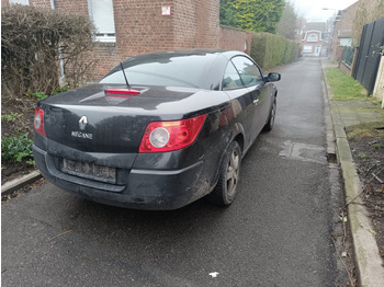 Personenbil RENAULT