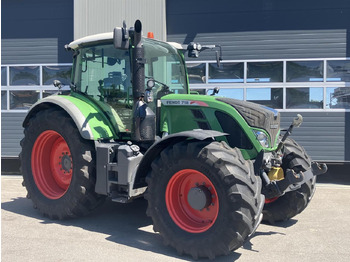 Traktor FENDT 718 Vario