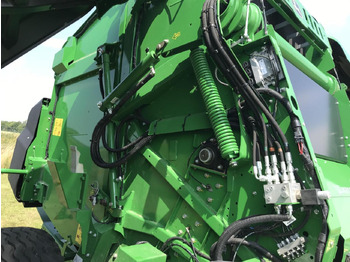 Rundballepresse John Deere V461M: bilde 5