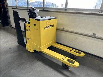 Lavtløftende truck HYSTER