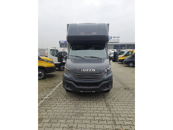 Varebil med kapell IVECO Daily