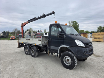 Varebil med plan Iveco Daily 55 S 18 4x4 + Veldhuizen Palfinger PK3300 Clixtar: bilde 4