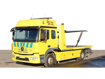 Transporter lastebil MERCEDES-BENZ Atego 1527