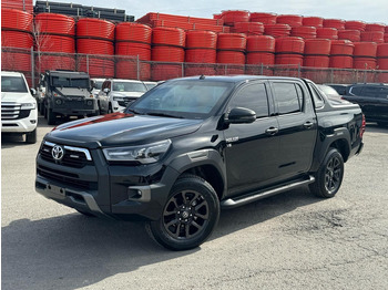 SUV TOYOTA Hilux