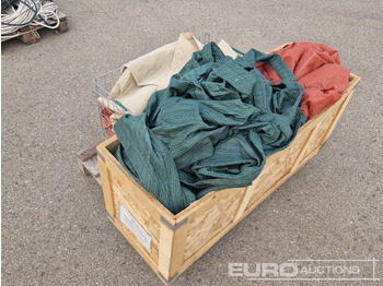 Anleggsmaskiner Pallet of Various Mesh Covers: bilde 4