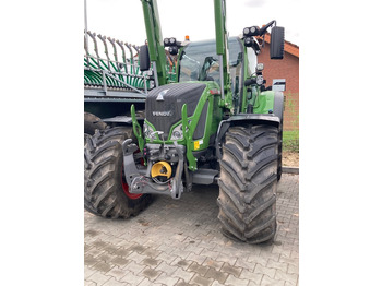 Traktor FENDT 718 Vario