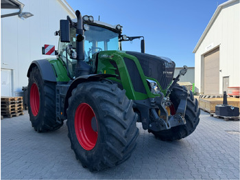 Traktor FENDT 828 Vario