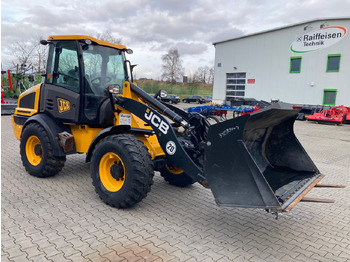 Laster JCB 409