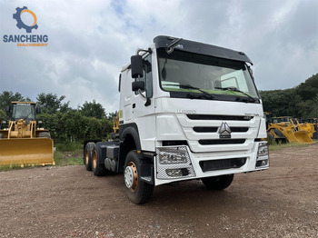 Trekkvogn SINOTRUK HOWO