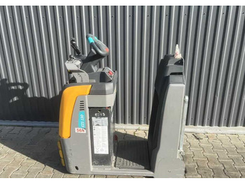Elektrisk trekkvogn Jungheinrich EZS130: bilde 2