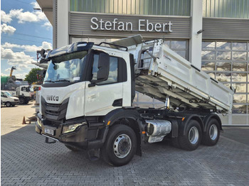 Tippbil IVECO X-WAY