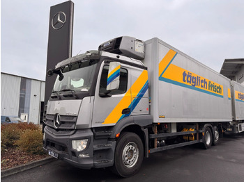 Lastebil med kjøl MERCEDES-BENZ Actros