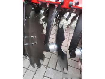 Skålharv Awemak hydraulic folding disc harrow Ozyrys BTH40, 4 m: bilde 5