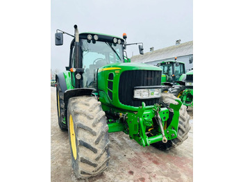 Traktor JOHN DEERE 6930
