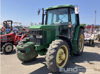 Traktor JOHN DEERE 6110